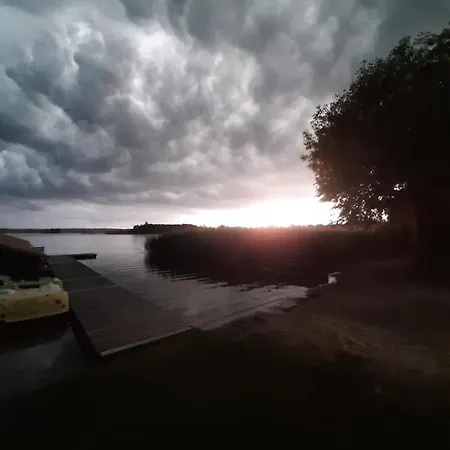 Domek Nad Jeziorem Lejlighed *